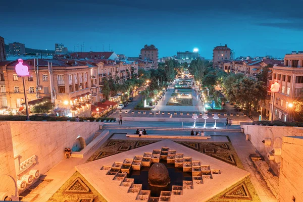 Mei 2021 Jerevan Armenië Nachtzicht Vanaf Het Cascade Monument Tot — Stockfoto