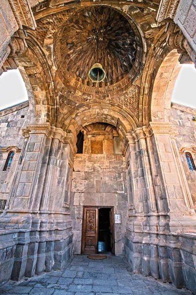 Entrée Église Monastère Tatev Arménie Avec Des Sculptures Ornementales Sur — Photo
