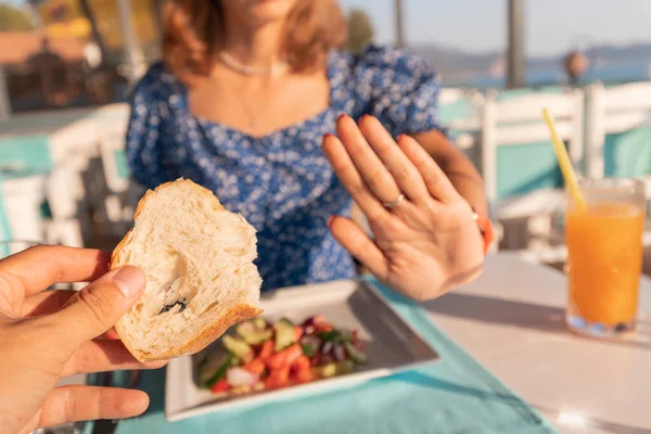 Woman Refuses Bread Toast Restaurant Intolerance Allergy Gluten Diet Weight — Stock Photo, Image