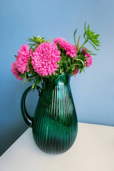 Nature Morte Avec Beaux Asters Dans Vase Verre — Photo