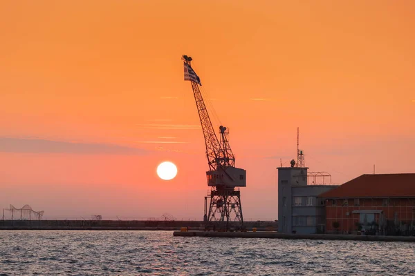 Solnedgång Utsikt Över Hamnen Thessaloniki Stad Marina Och Godstransport Makedonien — Stockfoto