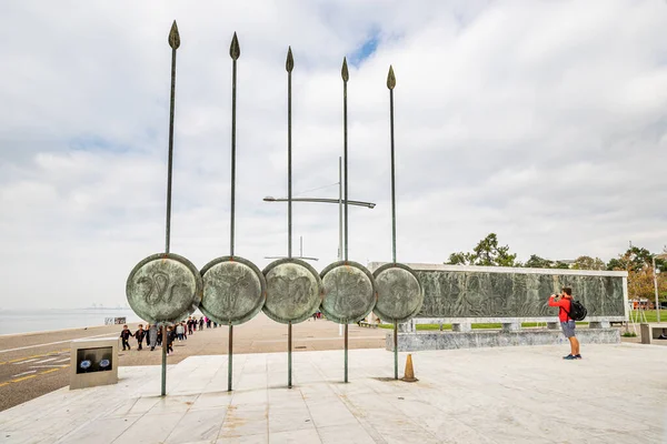 Oktober 2021 Thessaloniki Grekland Grekiska Sköldar Med Mytologiska Utsmyckningar — Stockfoto