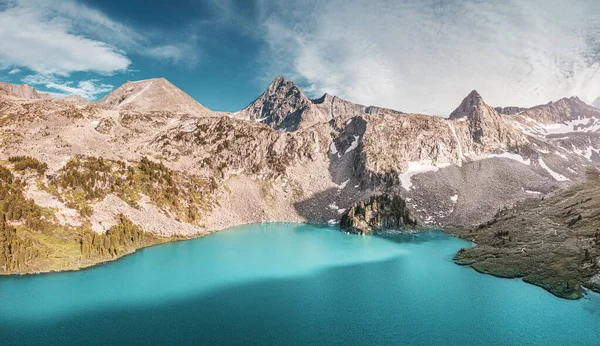 Gün Batımında Krepkoye Gölü Nün Atmosferik Karamsar Hava Aracı Bakış — Stok fotoğraf