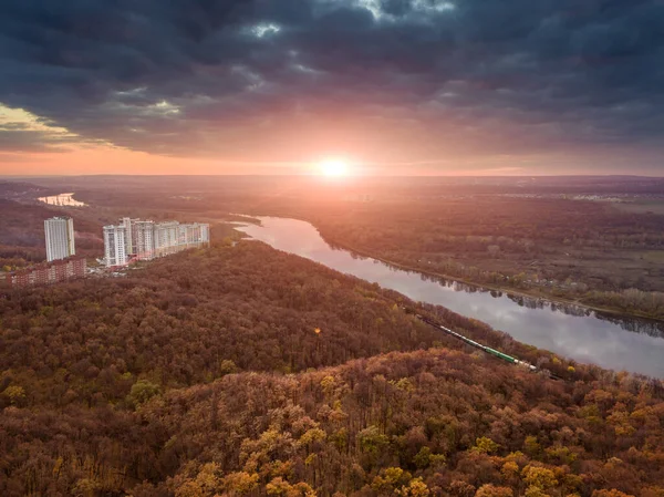 Aerial Scenic Panorama Railroad City Suburbs Majestic Sunset Clouds Reflecting — Stockfoto