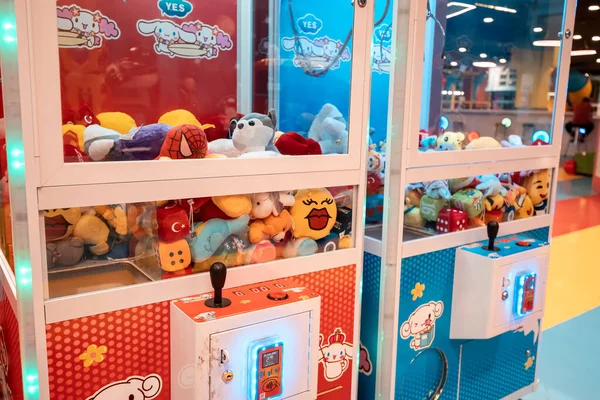 Mei 2022 Antalya Turkije Speelgoedautomaat Speelhal Geld Winnen Verliezen — Stockfoto