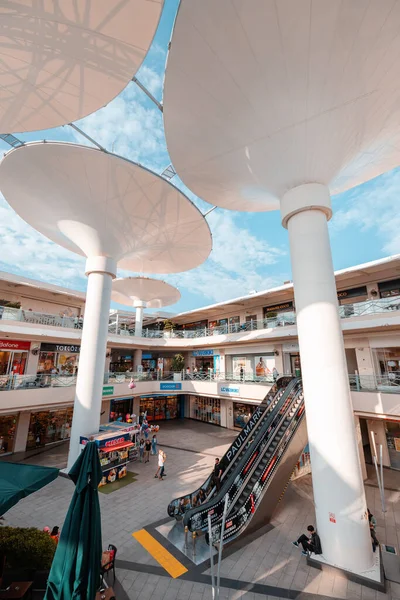 Мая 2022 Анталья Турция Необычный Интерьер Современного Erasta Mall Крыши — стоковое фото