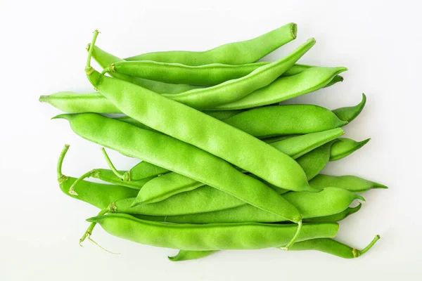 Group Green Peas Pods Isolated White Background Healthy Raw Eco — Stock fotografie