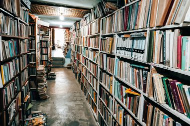 21 June 2022, Antalya, Turkey: Books and textbooks in Turkish language on the shelves of a library or bookstore. Reading and education concept