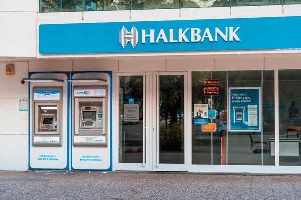 July 2022 Antalya Turkey Halk Bank Financial Department Office Deposit — Foto de Stock