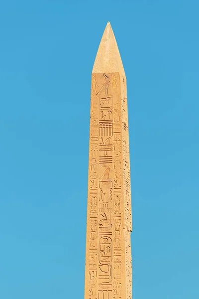 Obelisk Egyptian Carved Hieroglyphs Luxor History Travel Concept — Stock Fotó