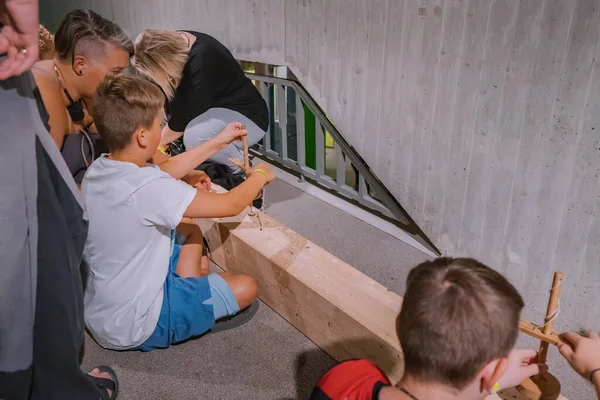 July 2022 Neanderthal Museum Germany Children Produce Fire Friction Master — Stock Photo, Image