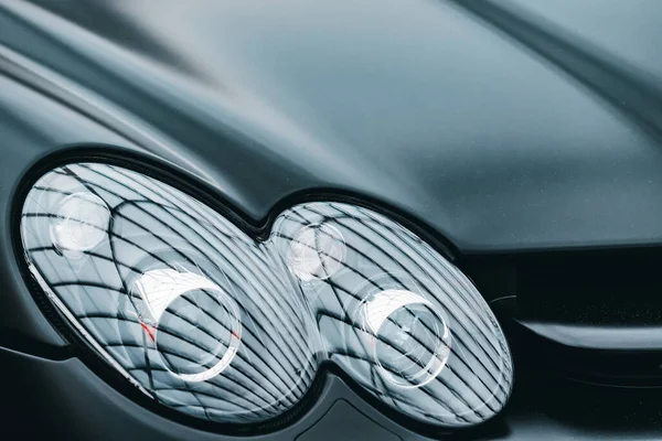 July 2022 Dusseldorf Germany Mercedes Benz Headlight Car Lighting Evening — Stock Photo, Image