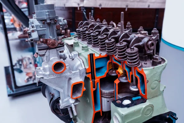 Verbrandingsmotor Van Auto Sectie Cilinders Zuigers Bougies Mechanische Opleiding Rijlessen — Stockfoto