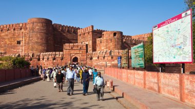 Agra fort giriş