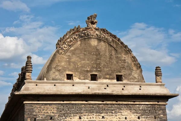 Antico tetto dell'edificio — Foto Stock