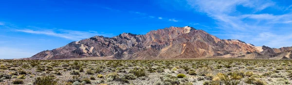 Montañas coloridas en Valle de la Muerte — Foto de Stock