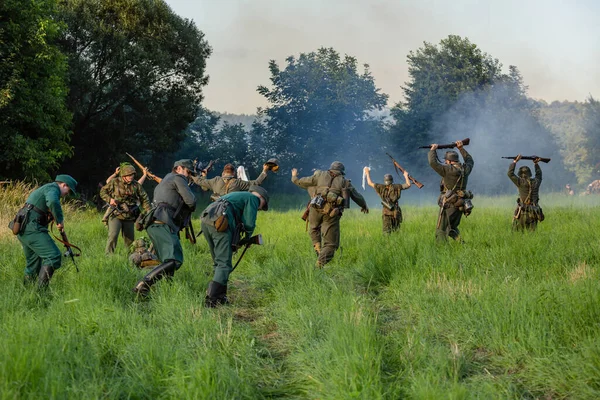 Porabka Polônia Agosto 2021 Reconstrução Batalha Segunda Guerra Mundial Soldados — Fotografia de Stock