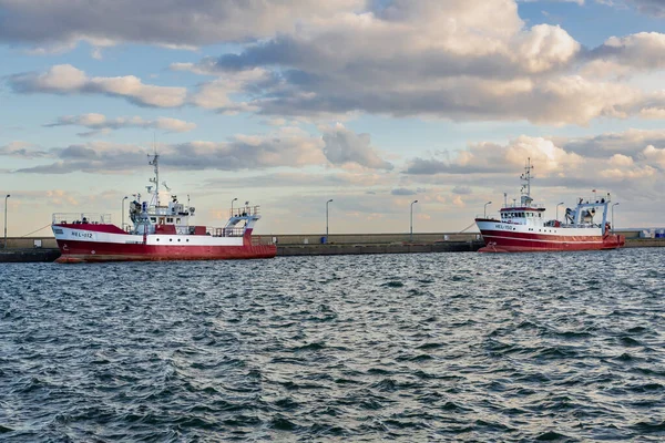 July 2022 Red White Fishing Boats Moored Harbour Town Hel — Stockfoto