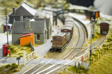 model tren istasyonu