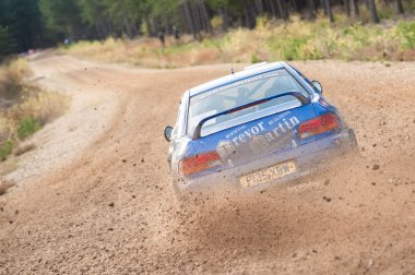 Subaru rally araba