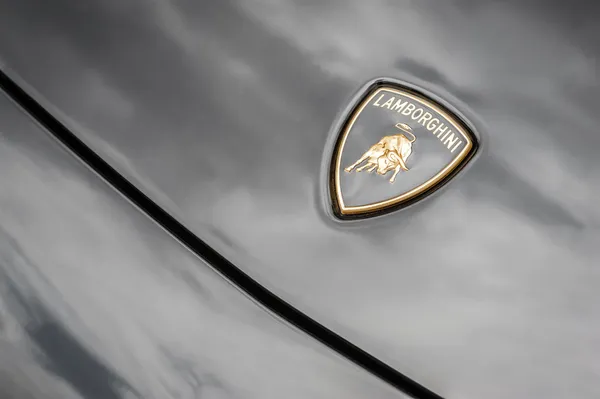 Lamborghini Raging Bull — Stock Photo, Image