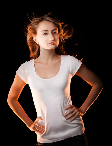 Retrato de uma bela jovem mulher — Fotografia de Stock