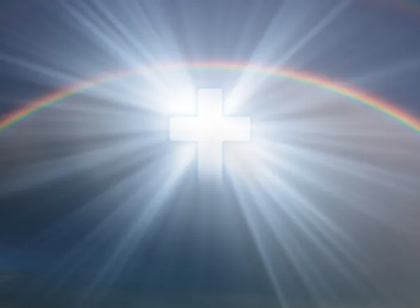 Cruz no céu com arco-íris — Fotografia de Stock