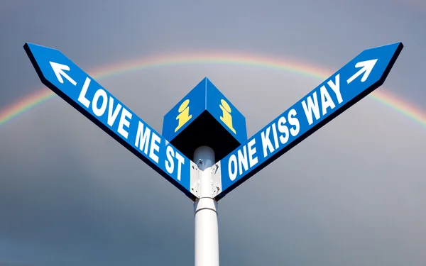 Love me street and one kiss way — Stock Photo, Image