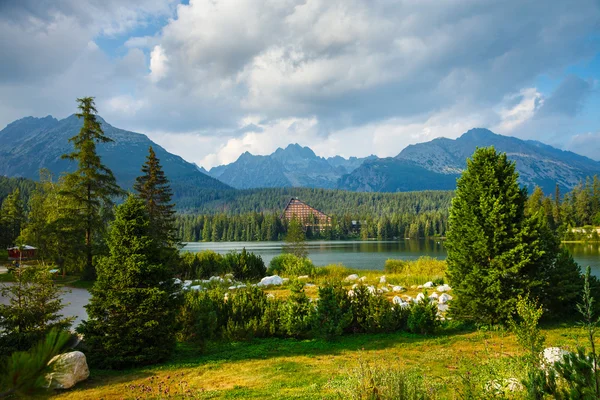 Lacul muntos din High Tatra — Fotografie, imagine de stoc