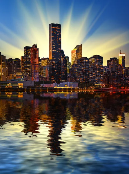 Manhattan skyline at sunset — Stock Photo, Image