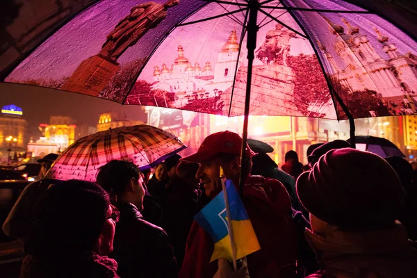 Kiew, Ukraine - 22. November: Menschen protestieren am maidan nezalezhno — Stockfoto