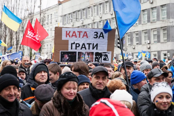 KIEV, UCRANIA - 1 DE DICIEMBRE: Protesta a favor de Europa en Kiev — Foto de Stock