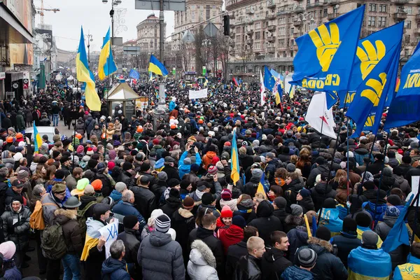 КИЕВ, УКРАИНА - 1 ДЕКАБРЯ: Проевропейский протест в Киеве — стоковое фото