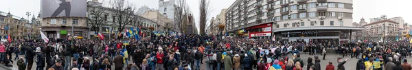 Kiev, Ukraina - 1 grudnia: Proeuropejskich protestu w Kijowie — Zdjęcie stockowe
