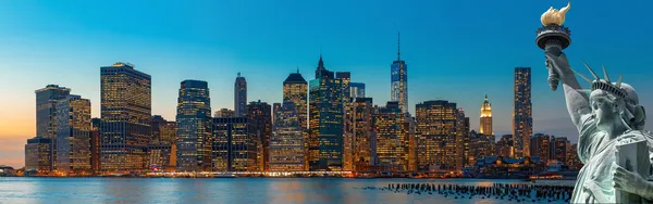 Βράδυ Πανόραμα στον ορίζοντα της Νέας Υόρκης — Φωτογραφία Αρχείου