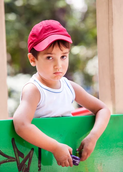 Portret van een 3-4 jaar jongen — Stockfoto