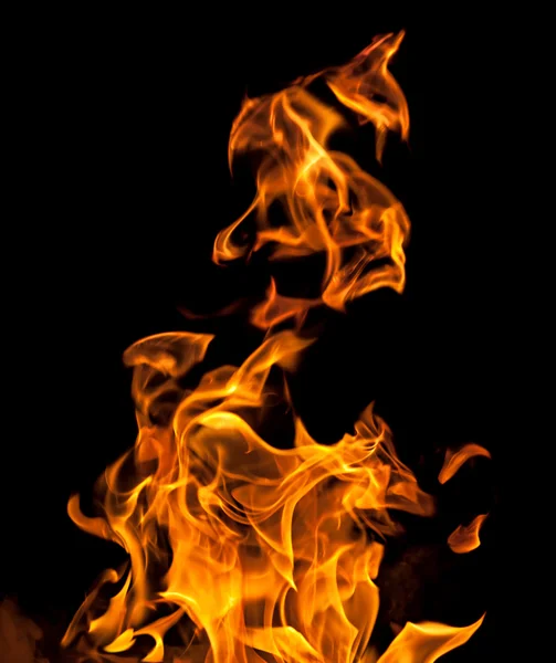 Vuur vlammen op zwart — Stockfoto