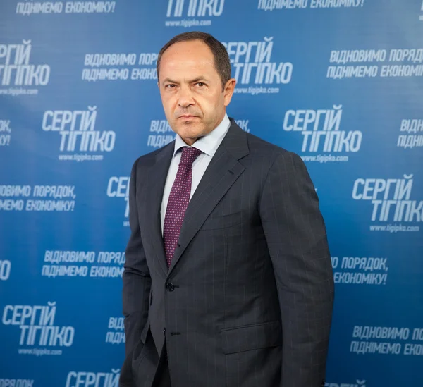Sergey Tigipko at a press conference devoted to the presidential — Stock Photo, Image