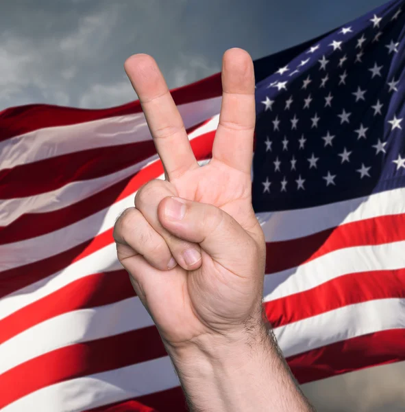 Man hand showing the sign of victory — Stock Photo, Image