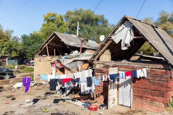 Uzhgorod Ukraine Oktober 2021 Roma Häuser Zigeunerslums Stadtrand Von Uzhgorod — Stockfoto
