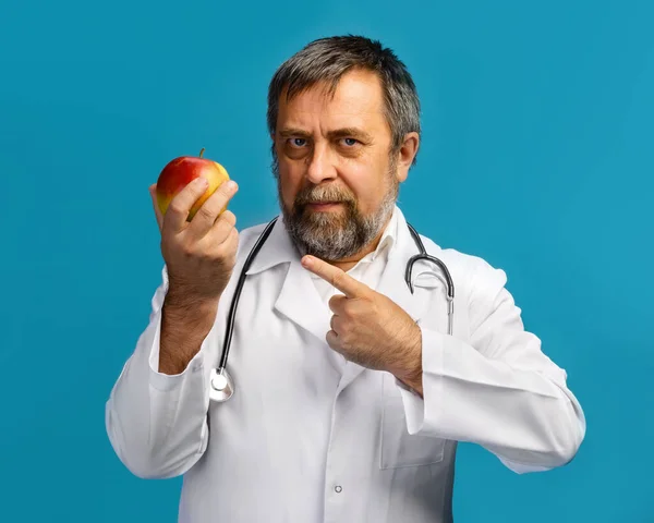 Healthy Lifestyles Concept Doctor Giving Apple Healthy Eating Lifestyle Good — Stock Photo, Image