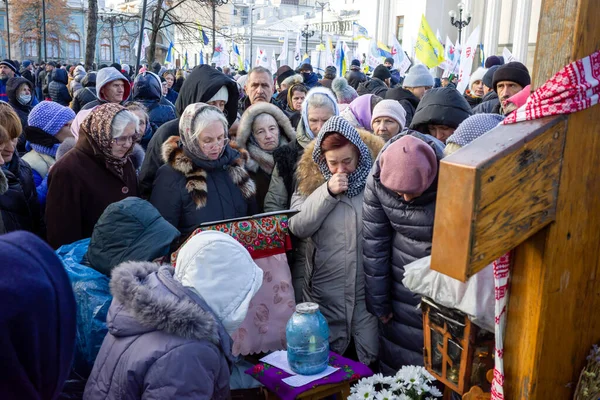Kyiv Ukraine Listopada 2021 Kilkaset Osób Protestuje Przeciwko Ograniczeniom Dotyczącym — Zdjęcie stockowe