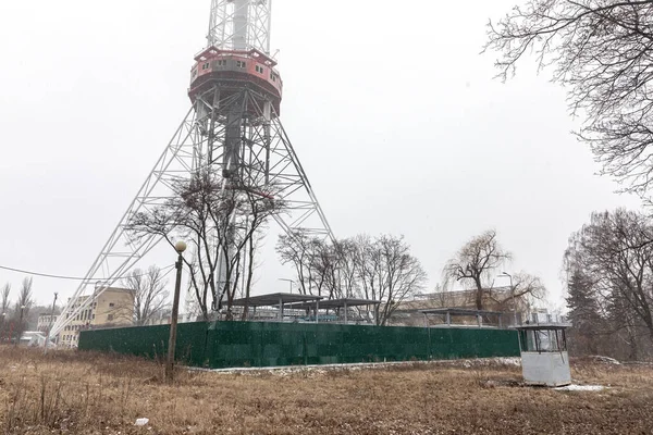 Kyiv Ukraine Mar 2022年2月2日 俄罗斯对乌克兰战争 基辅主要电视塔和周围地区在轰炸和导弹袭击后 — 图库照片