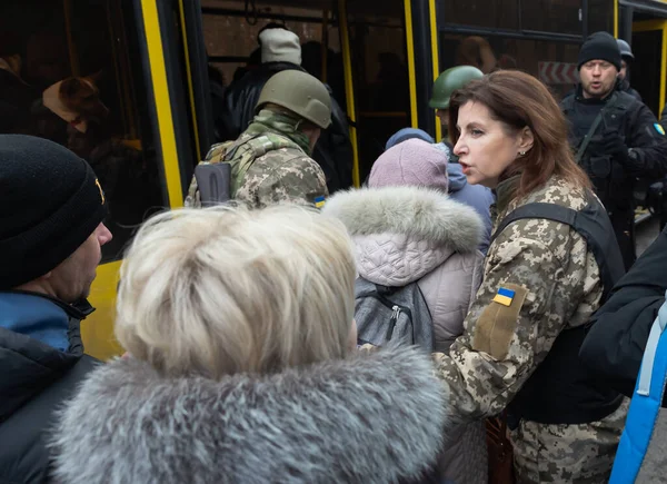 Kyiv Ukraine Mars 2022 Rysslands Krig Mot Ukraina Kvinnor Äldre — Stockfoto