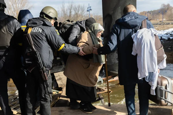 Irpin Ukraine Maart 2022 Oorlog Oekraïne Duizenden Inwoners Van Irpin — Stockfoto