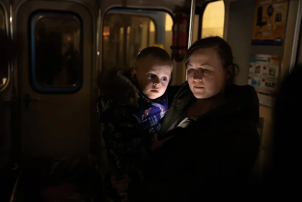 Kyiv Ukraine Maart 2022 Oorlog Oekraïne Leven Een Schuilkelder Metrostation — Stockfoto