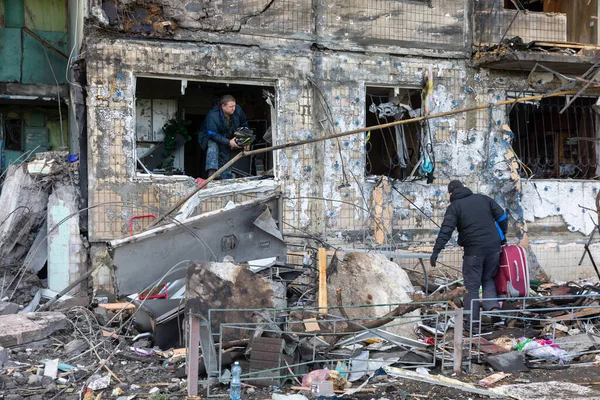 Kyiv Ucrania Mar 2022 Guerra Ucrania Edificio Residencial Completamente Destruido —  Fotos de Stock