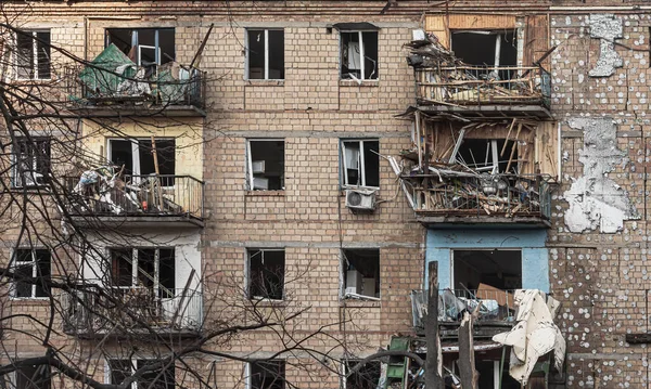 Kyiv Ukraine Mar 2022 War Ukraine Damaged Residential Buildings Aftermath — Stock Photo, Image