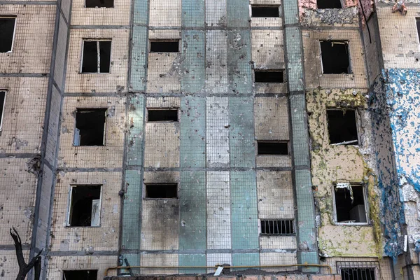 Kyiv Ukraina Marzec 2022 Wojna Ukrainie Budynek Mieszkalny Zniszczony Przez — Zdjęcie stockowe