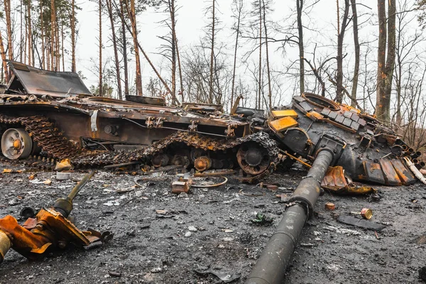 Dmitrivka Ukraine Apr Blz 2022 Gebroken Tanks Gevechtsvoertuigen Van Russische — Stockfoto